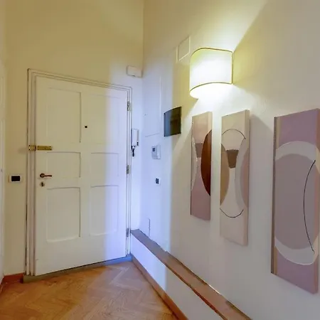 A Flat In Via Della Vigna Nuova Daire