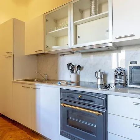 Apartment A Flat In Via Della Vigna Nuova Florence