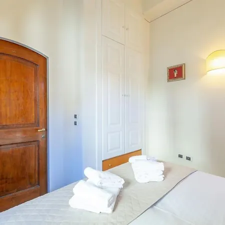 A Flat In Via Della Vigna Nuova * Firenze